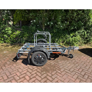 30. Fiets aanhanger (4 fietsen) (750KG) huren 30. Fiets aanhanger (4 fietsen) (750KG) huren